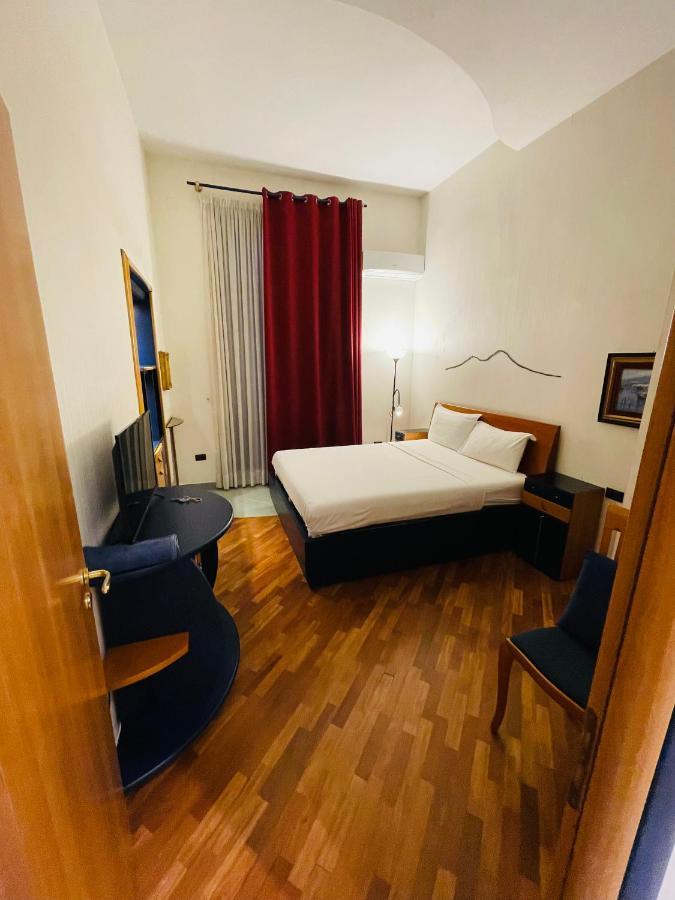Smln Rooms & Suites Napoli Esterno foto