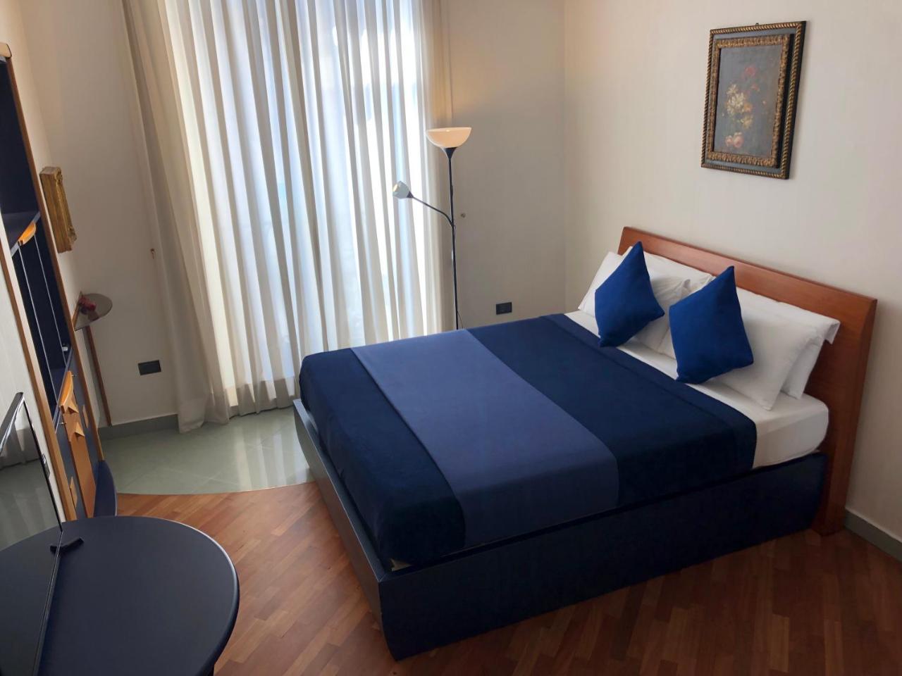 Smln Rooms & Suites Napoli Esterno foto