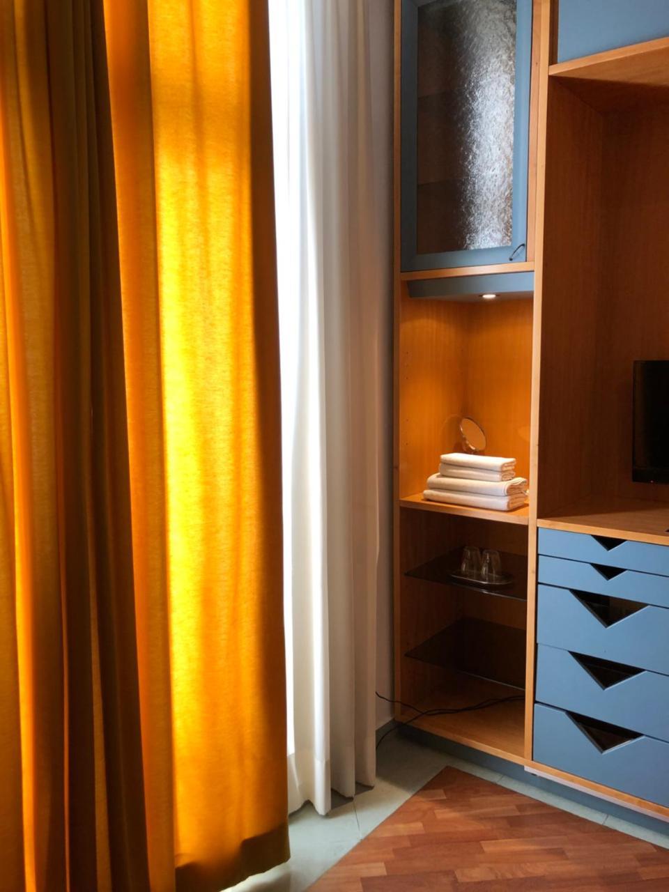 Smln Rooms & Suites Napoli Esterno foto