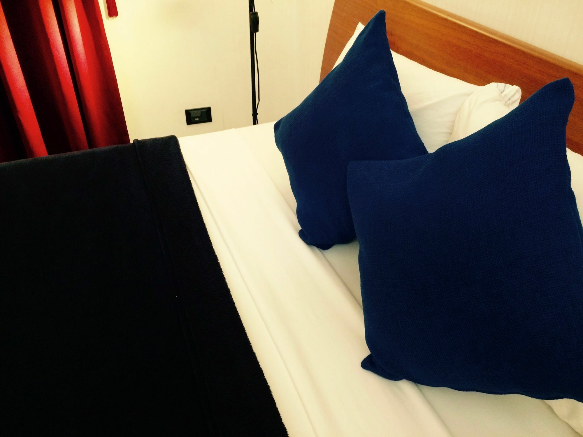 Smln Rooms & Suites Napoli Esterno foto